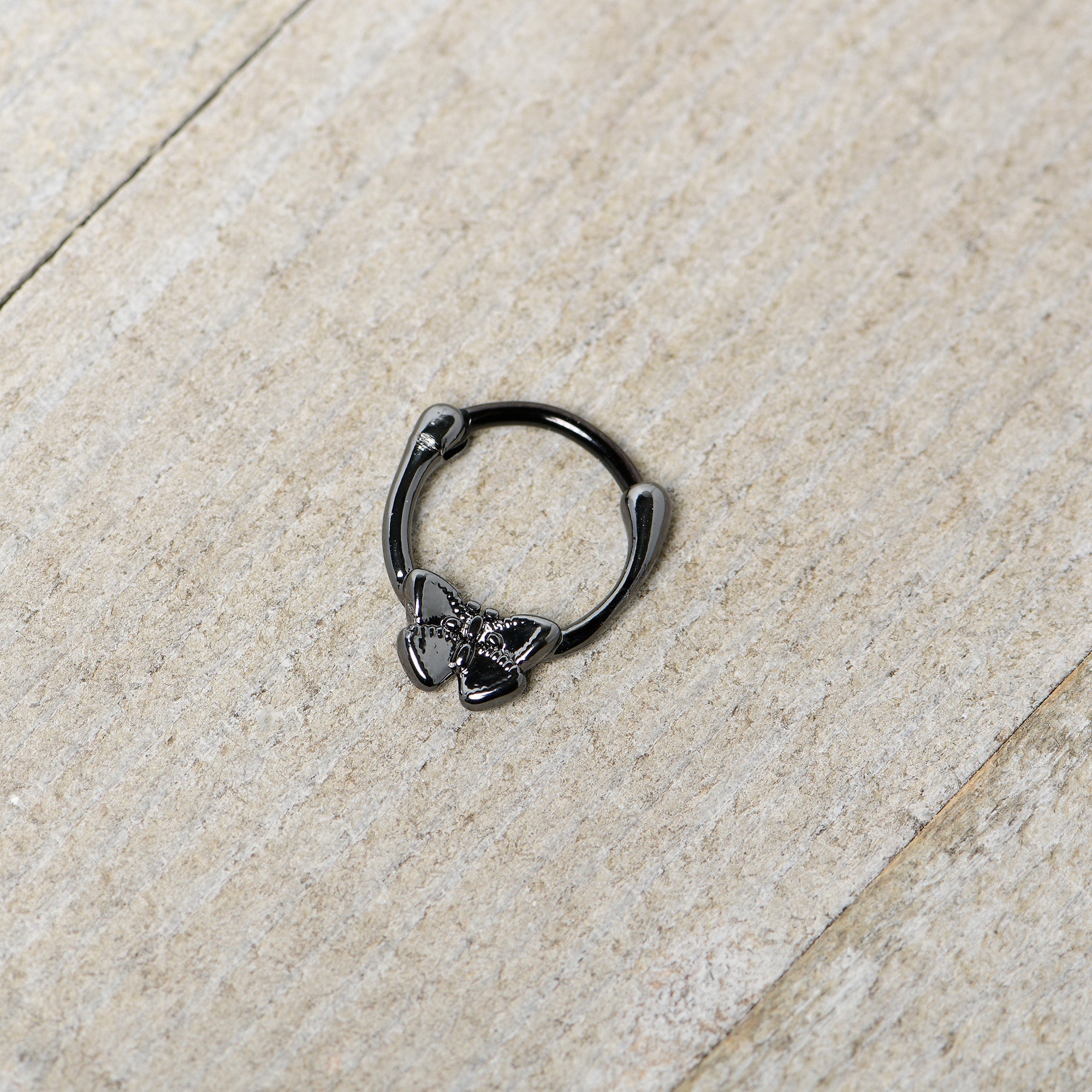 16G 3/8 Black Textured Simple Butterfly Cartilage Clicker
